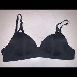 Brand new no wire Victoria’s Secret bra!